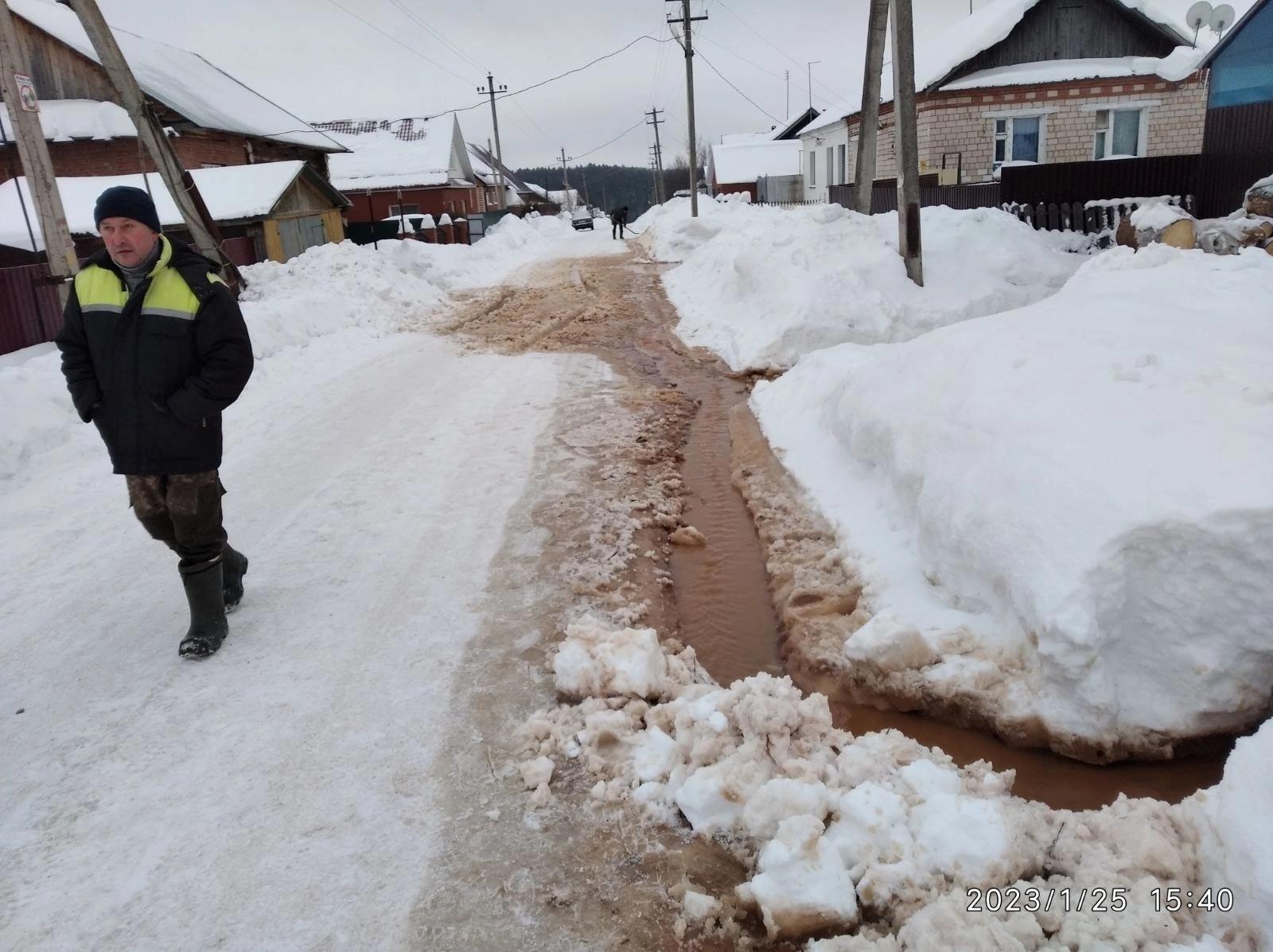 В селе Юкаменское и поселке Яр Удмуртии нет воды из-за порыва сети