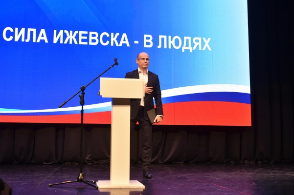 Глава Удмуртии Александр Бречалов провел встречу с активистами города Ижевска
