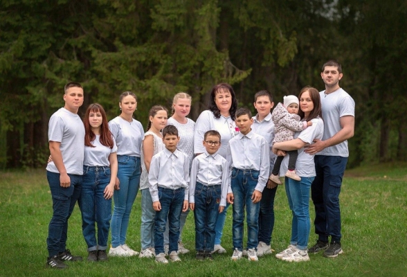 Семья Вахрушевых из Якшур - Бодьинского района  участвует в проекте «Всей семьей»