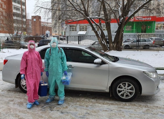 Председатель Гордумы Ижевска Фарит Губаев передал служебный автомобиль медикам 
