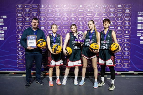 Студентки колледжа УдГУ взяли серебро Суперфинала Турнира ПФО по баскетболу 3х3