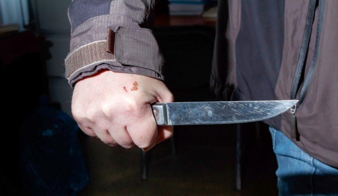 Житель Ижевска в ходе конфликта убил собутыльницу и ранил мужчину