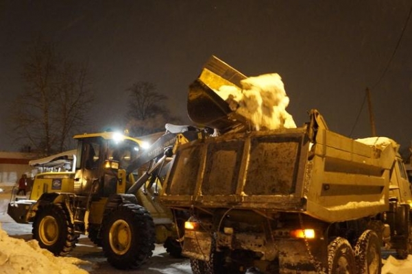 Более 800 тысяч кубометров снега вывезли с улиц Ижевска за зиму