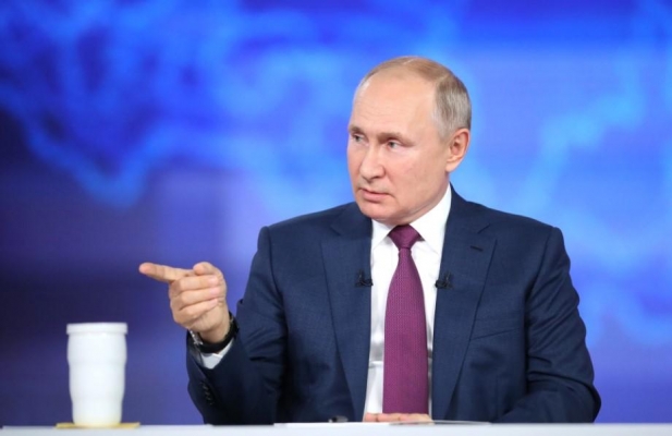 Владимир Путин заявил о праве глав регионов вводить обязательную вакцинацию