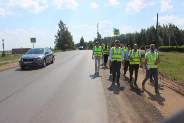 Рабочая комиссия оценила качество ремонта дороги по улице Трактовой в Завьяловском районе